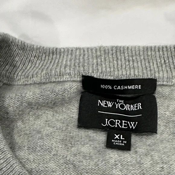 J. Crew/New Yorker 100yr Anniversary Collaboration Women's Sweater - Picture 2 of 2